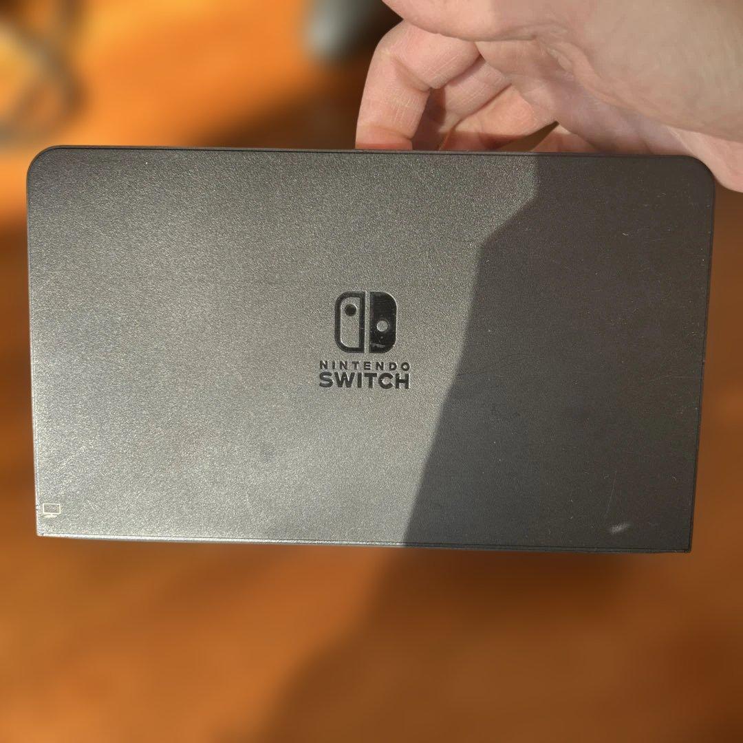 ニンテンドースイッチ　本体　有機EL