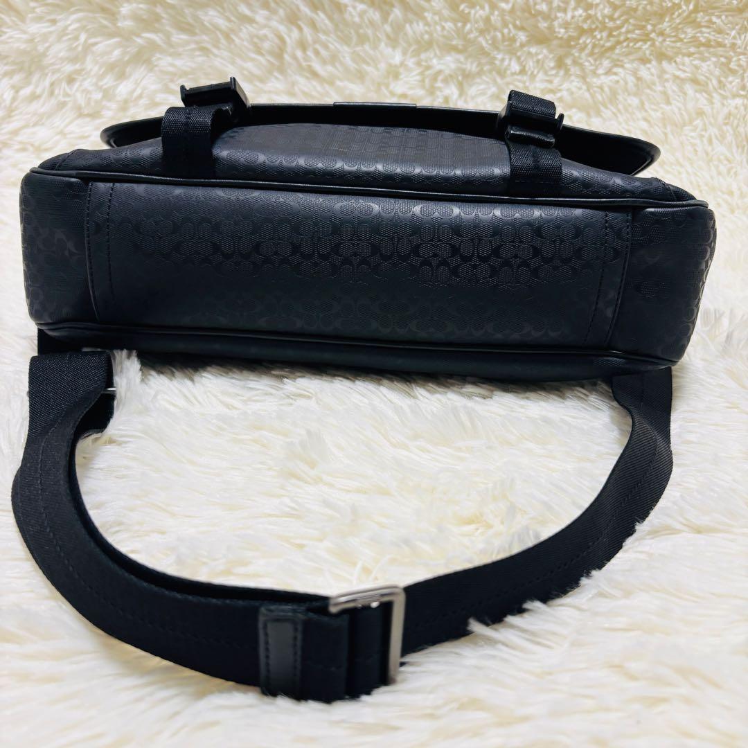 COACH コーチ ヘリテージ シグネチャー メッセンジャーバッグ ブラック