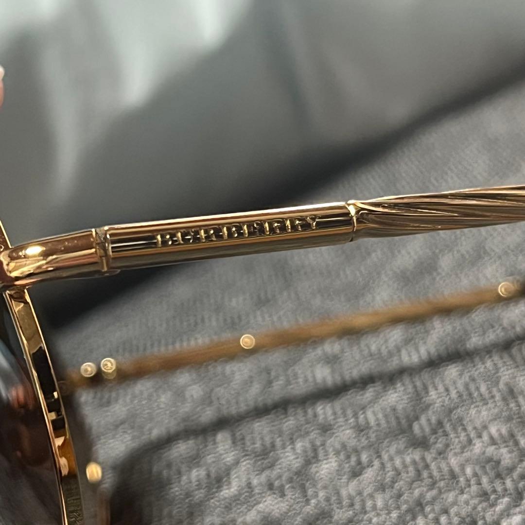 ✴︎BURBERRY✴︎サングラス