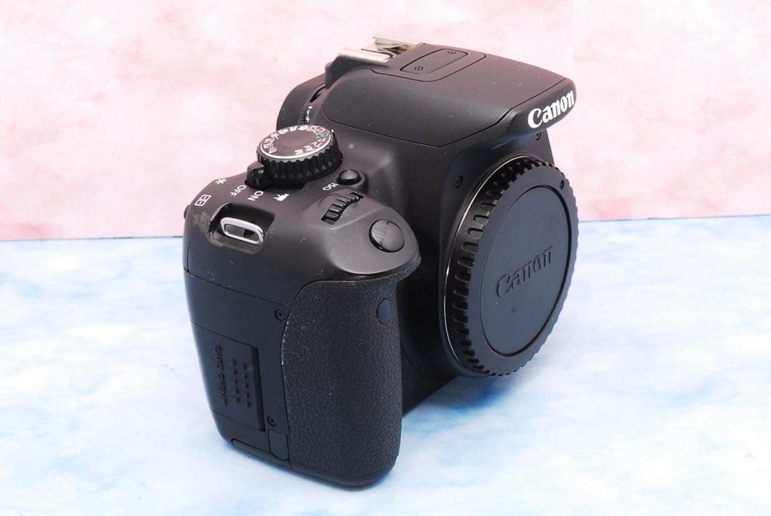 Canon Kiss X6i☆手ぶれ補正レンズ☆一眼レフカメラ☆入門機に最適