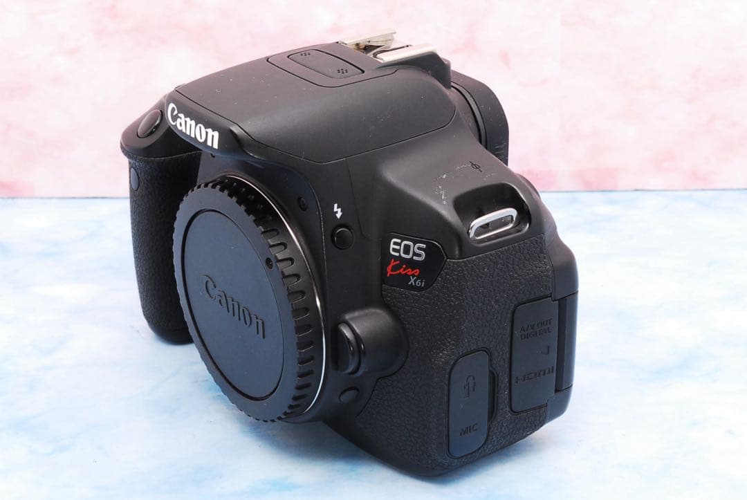 Canon Kiss X6i☆手ぶれ補正レンズ☆一眼レフカメラ☆入門機に最適