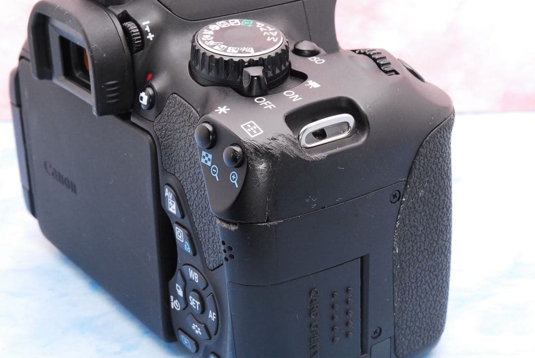 Canon Kiss X6i☆手ぶれ補正レンズ☆一眼レフカメラ☆入門機に最適