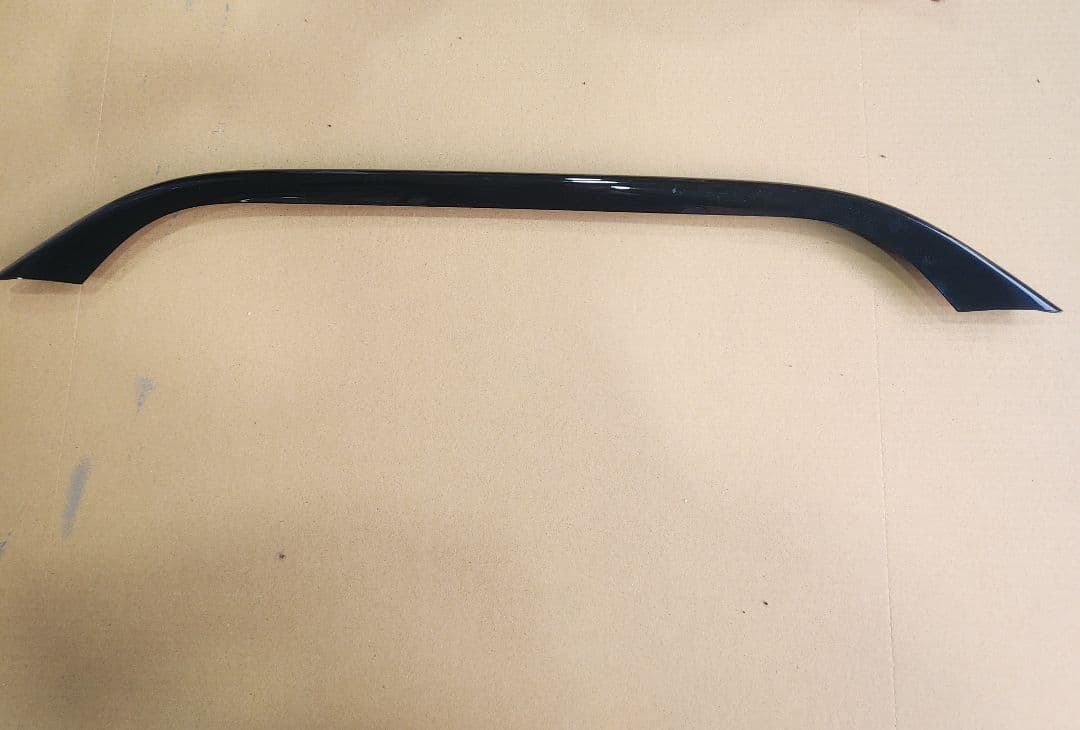 ゆプリウス50メーターガーニッシュピアノブラック