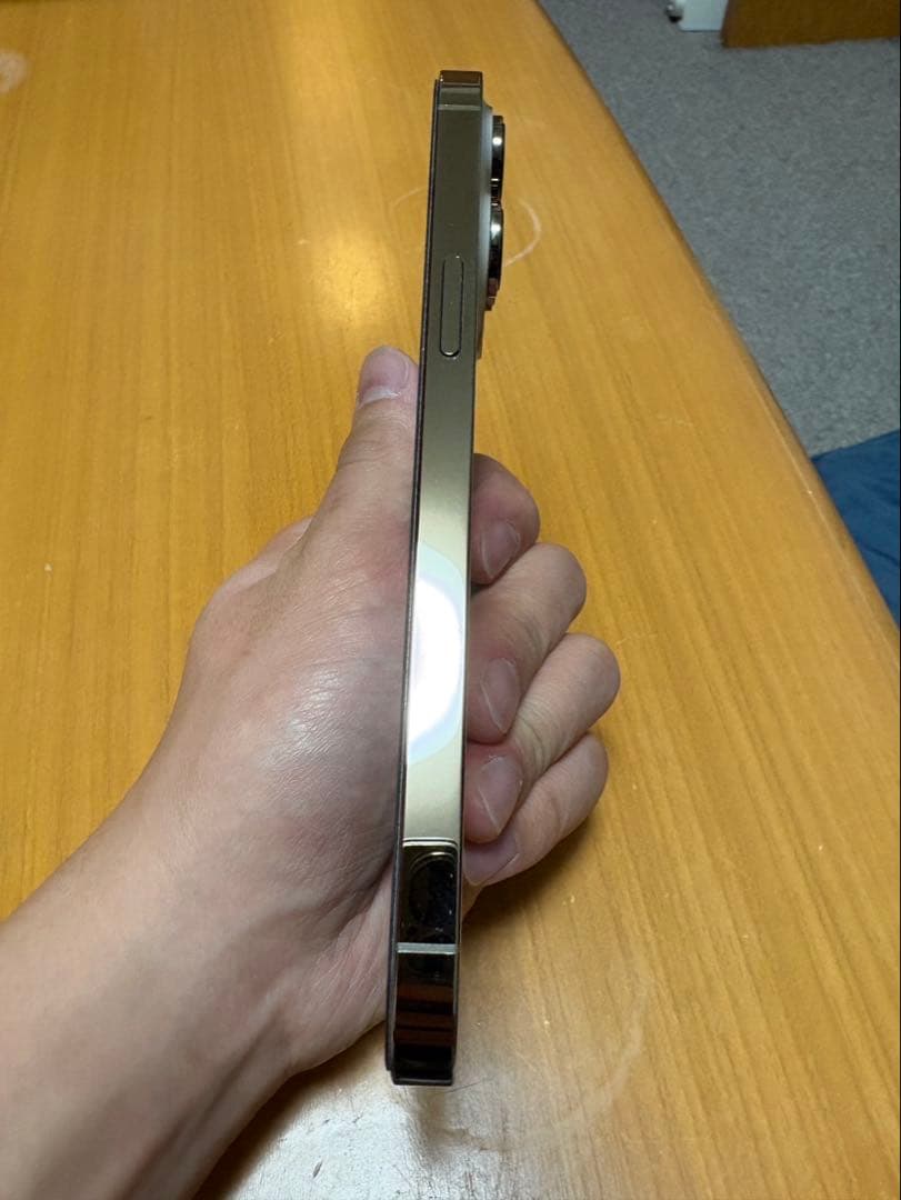 iPhone 14pro max ゴールド　128GB