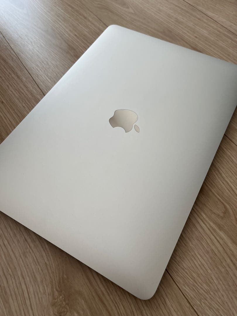 Macbook Air M1 13インチ 8GB/256GB
