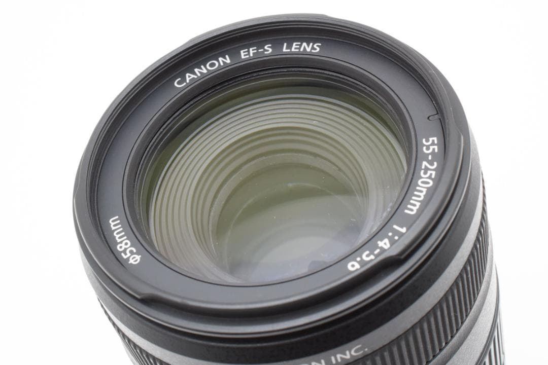 超美品 Canon EF-S レンズ 55-250mm f4-5.6 キヤノン