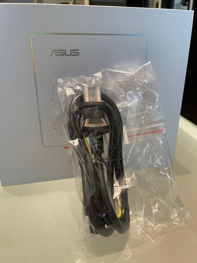 ASUS プロジェクター S2 LED Projector