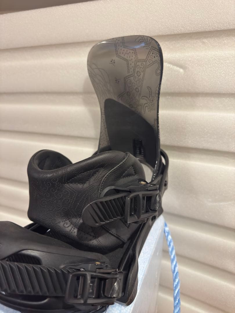 2016BURTON　BINDING　コラボモデル「mimie LTD」