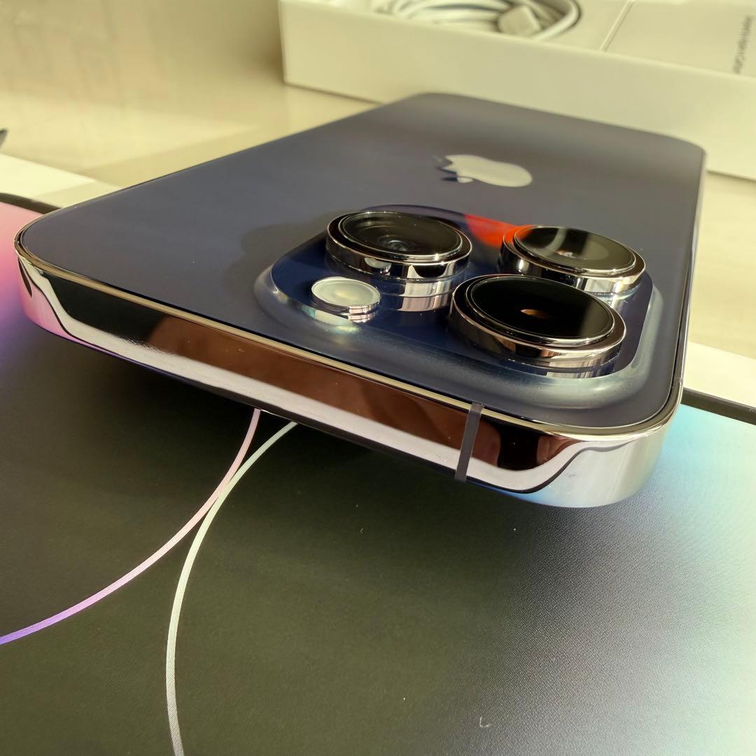 【美品】iPhone 14 Pro 256GB ディープパープル（SIMフリー）