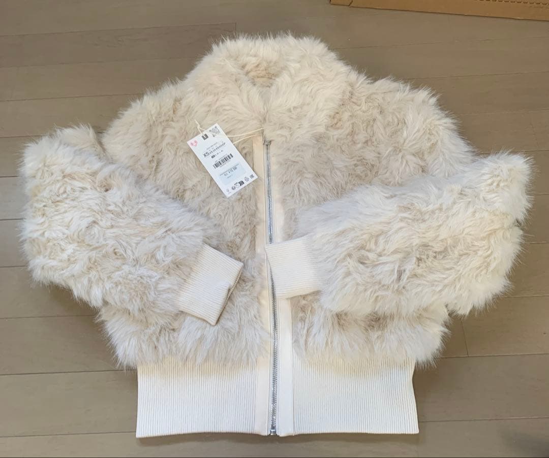 ZARA ザラ　フェイクファーボンバージャケット