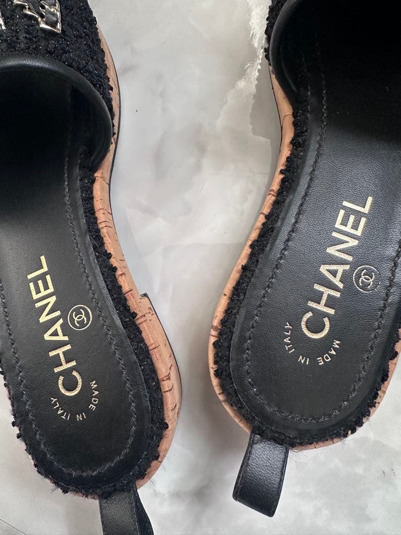 CHANEL ブラック サンダル
