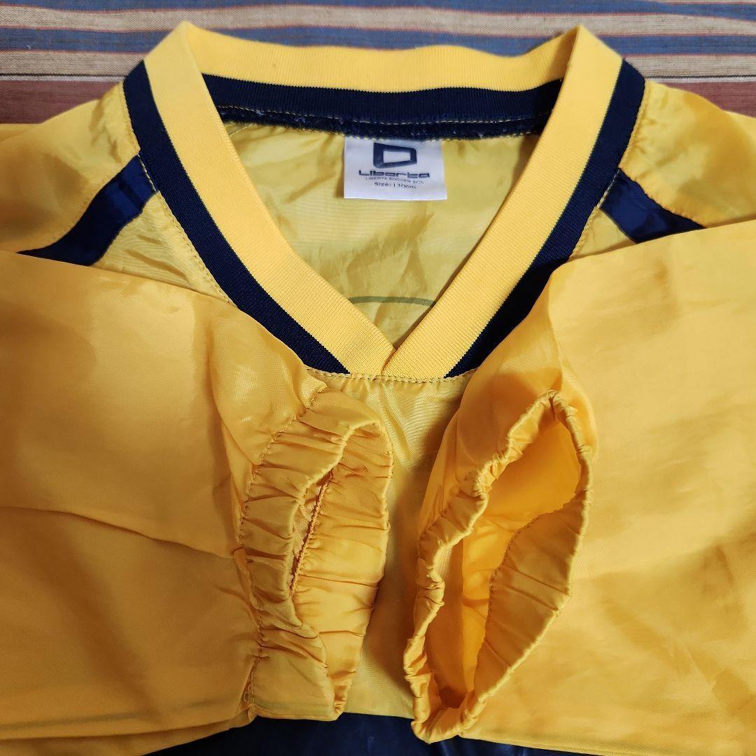 リベルタ　サッカースクール　ユニフォームセット　半袖　短パン　ピステ