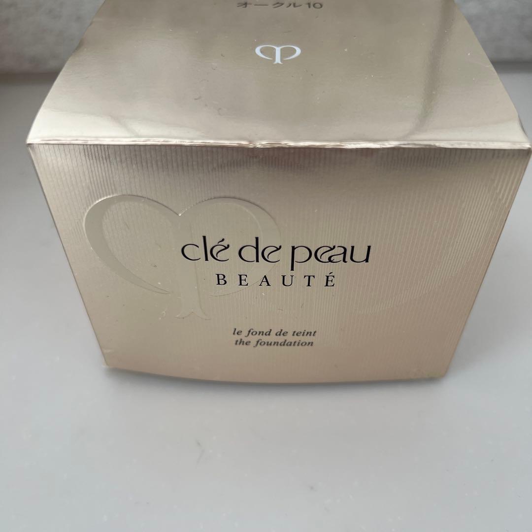 クレ・ド・ポー ボーテ ル・フォンドゥタン オークル10 30g