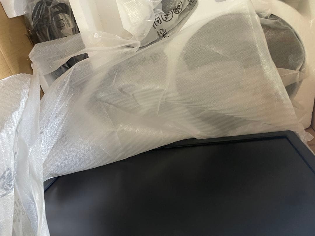 Lenovo ThinkVision 24インチ モニター