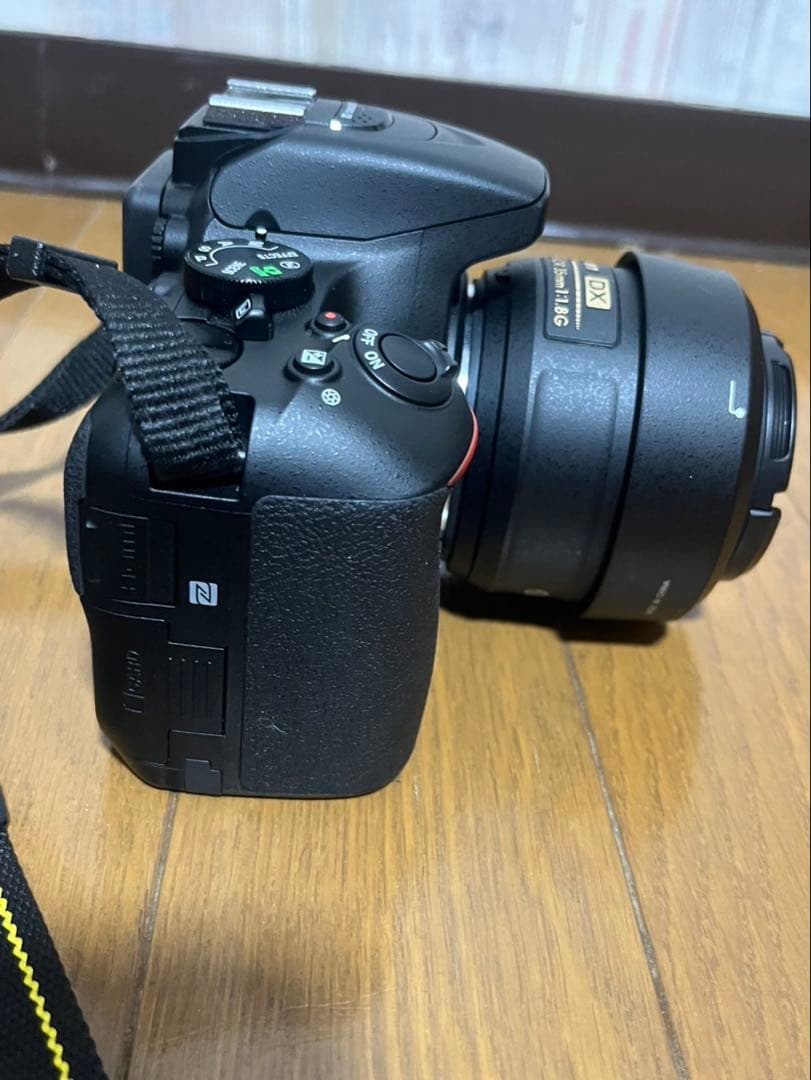 一眼レフ　Nikon D5600 ダブルズームキット