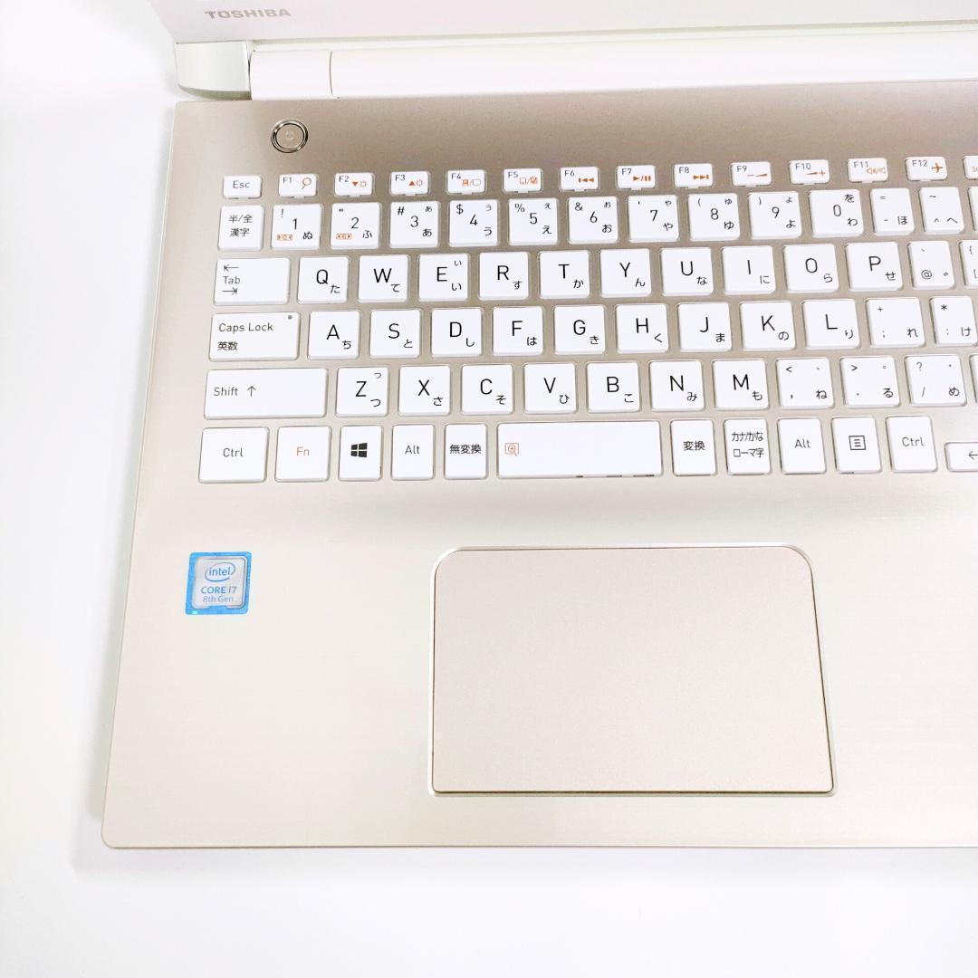 第8世代i7✨️Windows11 オフィス カメラ SSD 東芝ノートパソコン