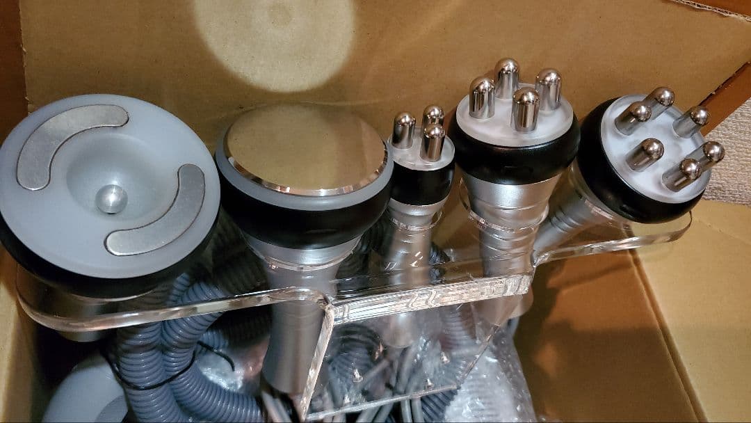 40Kキャビテーション ラジオ派 RF 超音波 赤色LED 美顔器 ボディケア