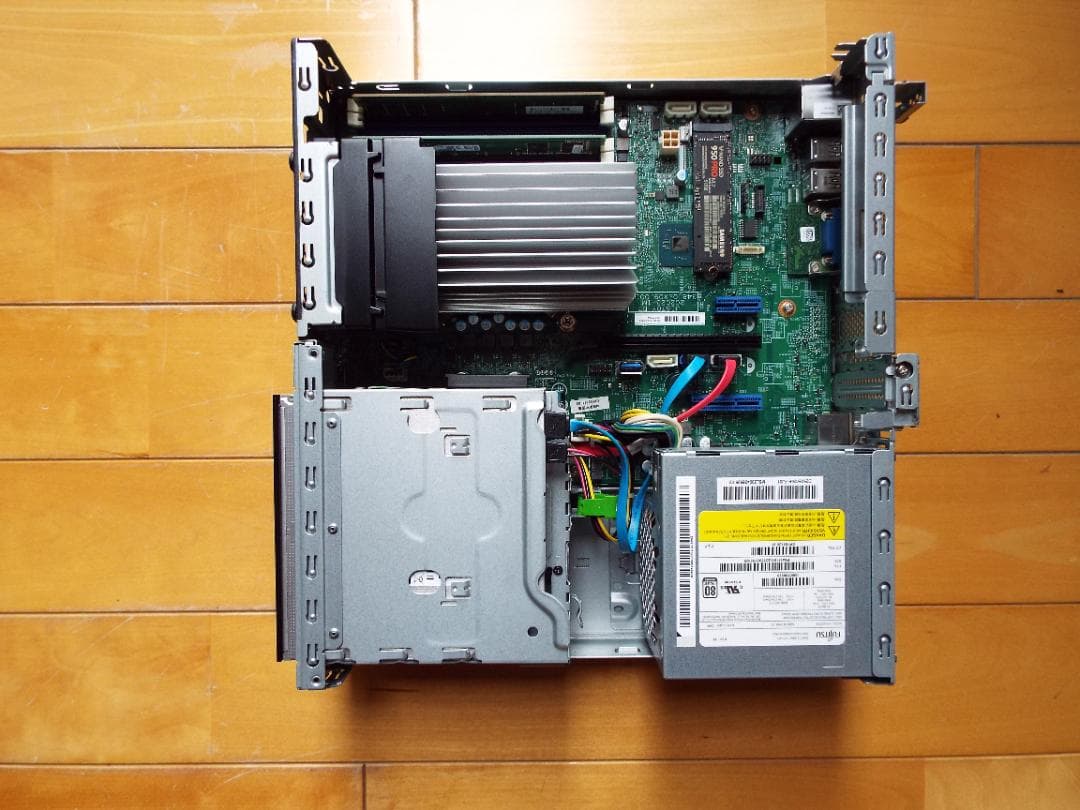 Windowsデスクトップ ESPRIMO D7011/HX i5-10505 16G SSD512G+HD