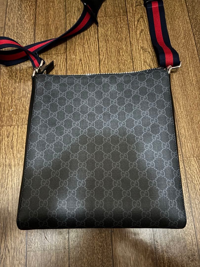 GUCCIスプリームキャンバスメッセンジャーバック