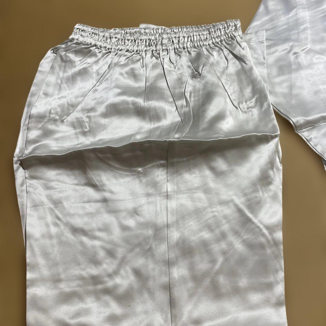 さ*ら様 ワコール　シルク　絹　パジャマ　刺繍　花柄