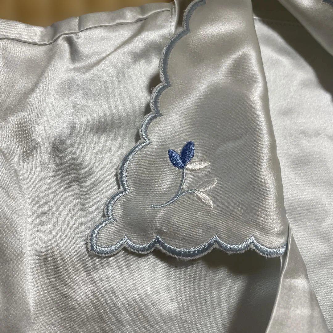 さ*ら様 ワコール　シルク　絹　パジャマ　刺繍　花柄