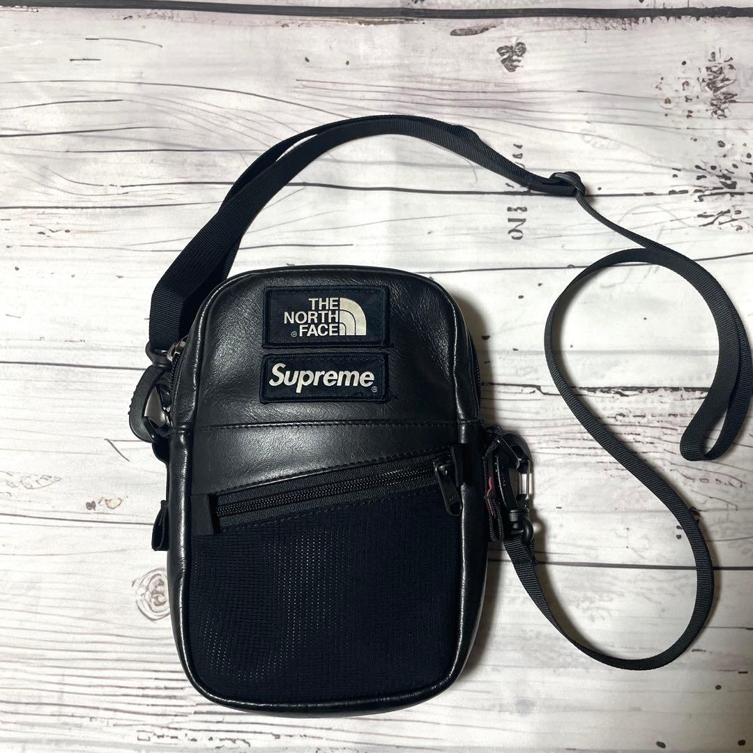 【本革】Supreme ノースフェイス　レザー　ショルダーバッグ　ポーチ　黒