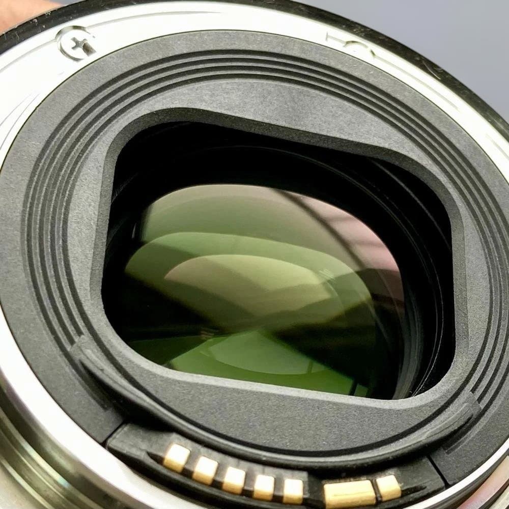 CANON EF24－105F4L Ⅱ（26.11.4までのメ―カ－保証付き）