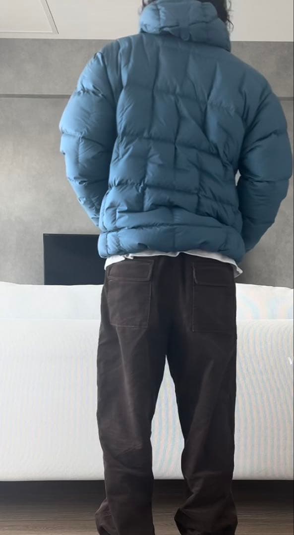 ネージュダウンパーカー　新品未使用　モンベル　mont-bell ブルー