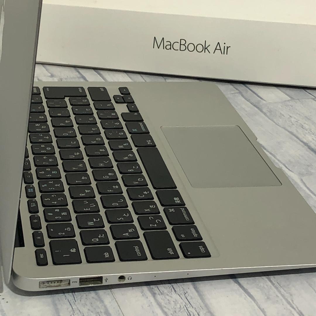Macbook Air MJVM2J/A 11インチ Early 2015　本体