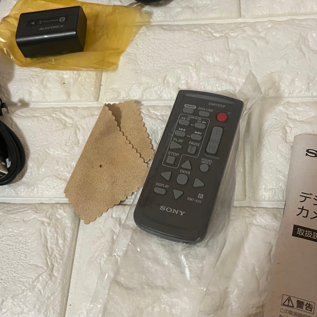 【動作確認OK】SONY　Handycam　HDR-PJ590V バッテリー２つ