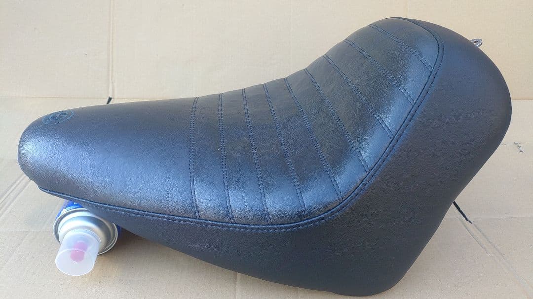  R18／純正カスタムシート Roland Sands Design