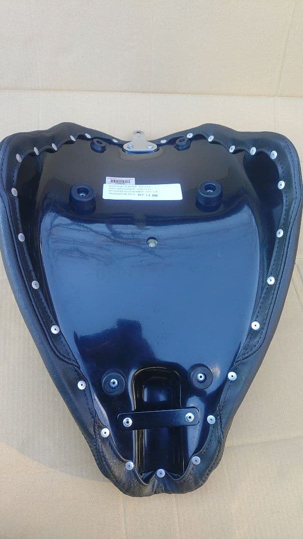  R18／純正カスタムシート Roland Sands Design