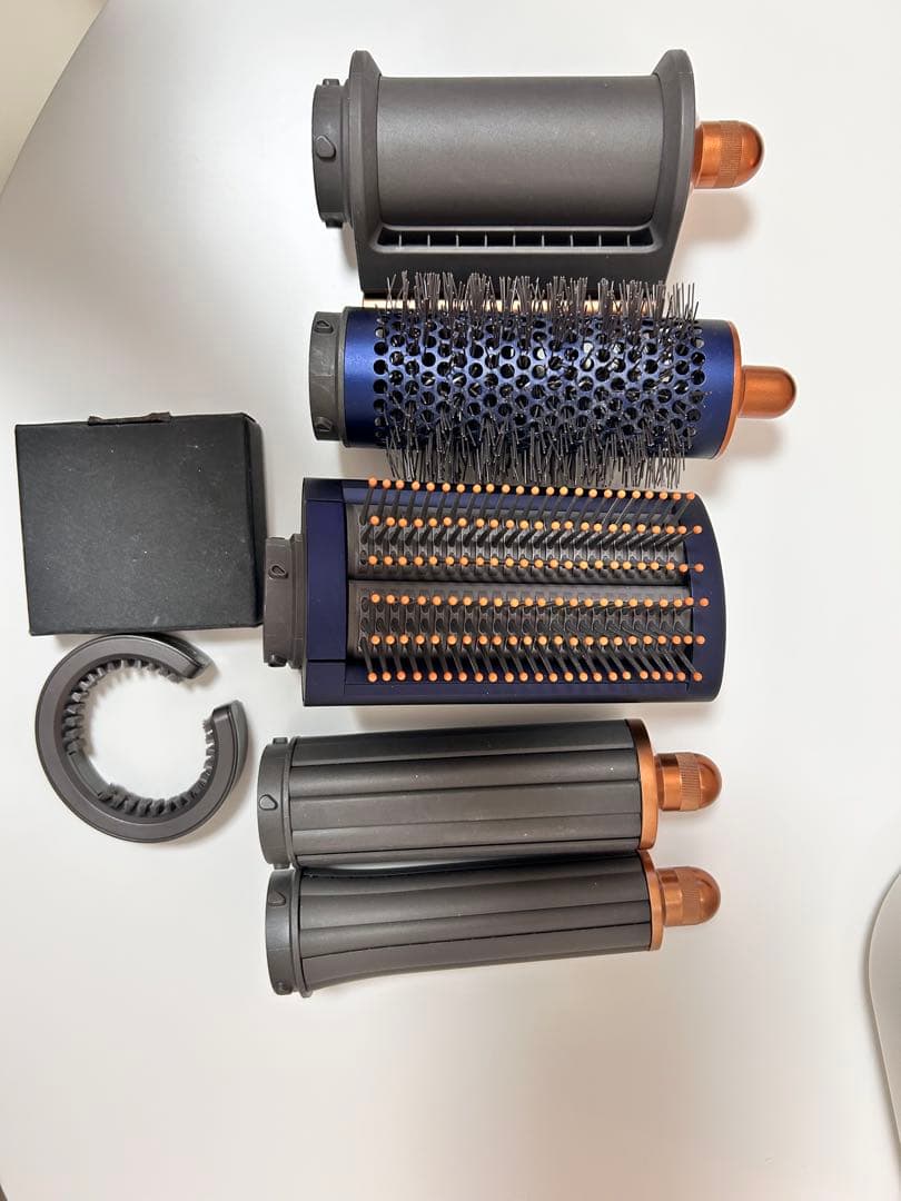 【送料込】ダイソン美品Dyson Airwrapダイソン　エアラップ【HS05】