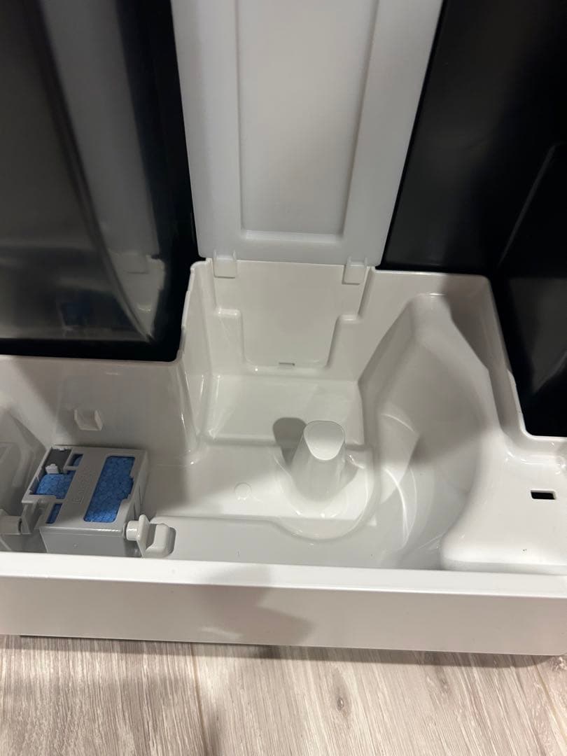 未使用品SHARP 空気清浄機 KI-LP100-W 参考価格129800円