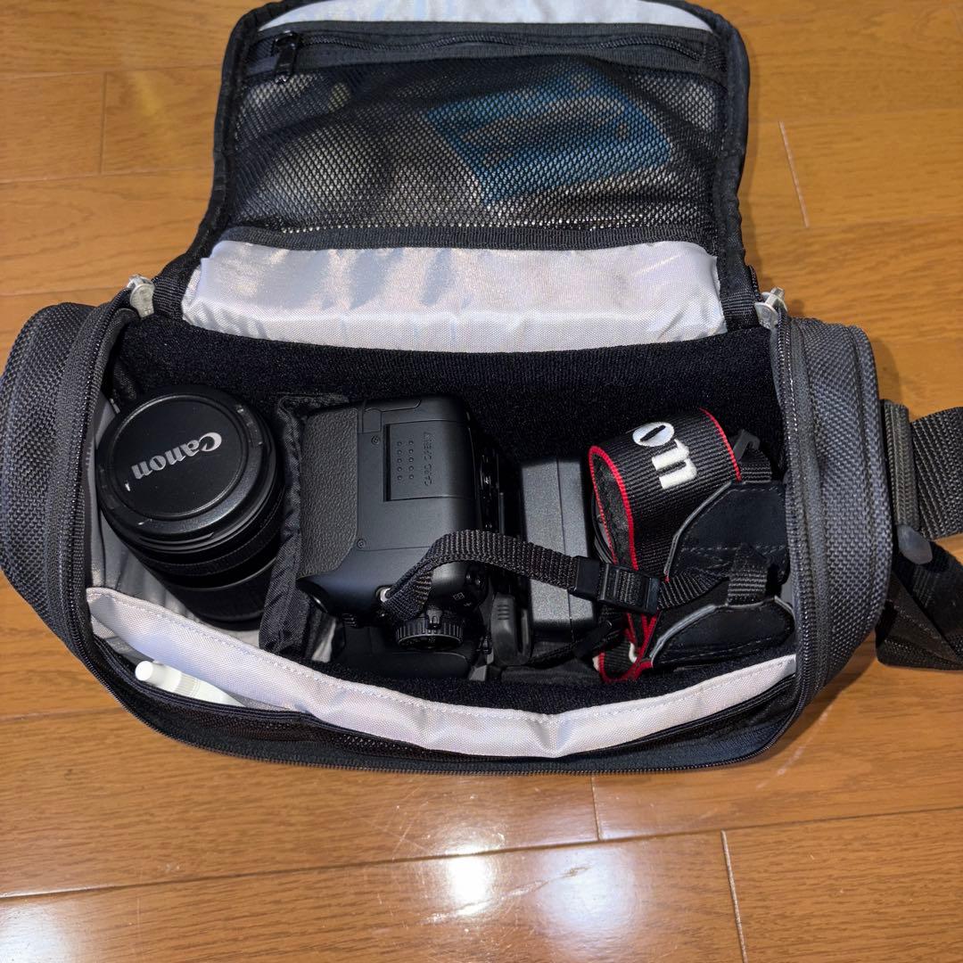 Canon デジタル一眼レフカメラ レンズ2本付き　EOS kiss X2