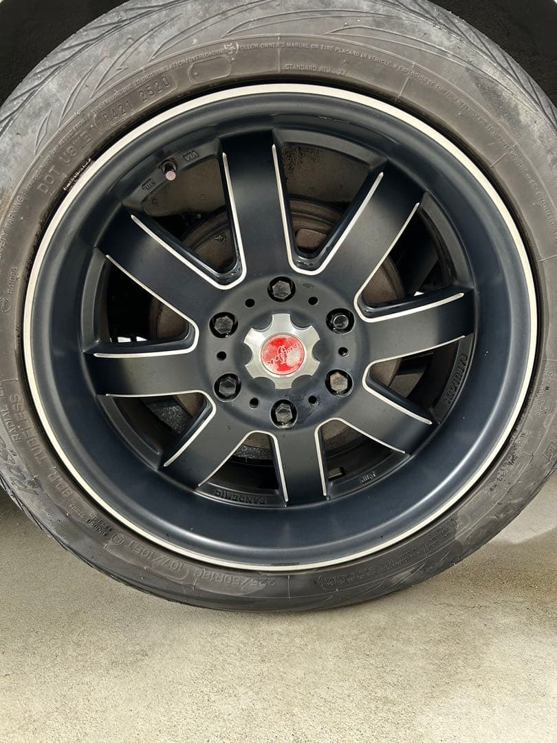 ファブレス パンデミック LM8 18インチ 4本セット ハイエース