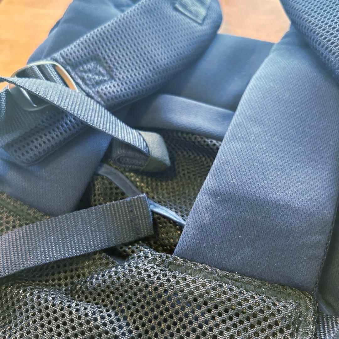 【説明書付き・美品】アップリカ　ラクリス　ネイビー