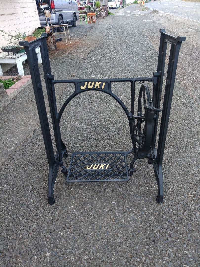 『分解リペイン仕上げ完了』JUKI足踏みミシン台　ガーデンシェッド⭕ 古道具