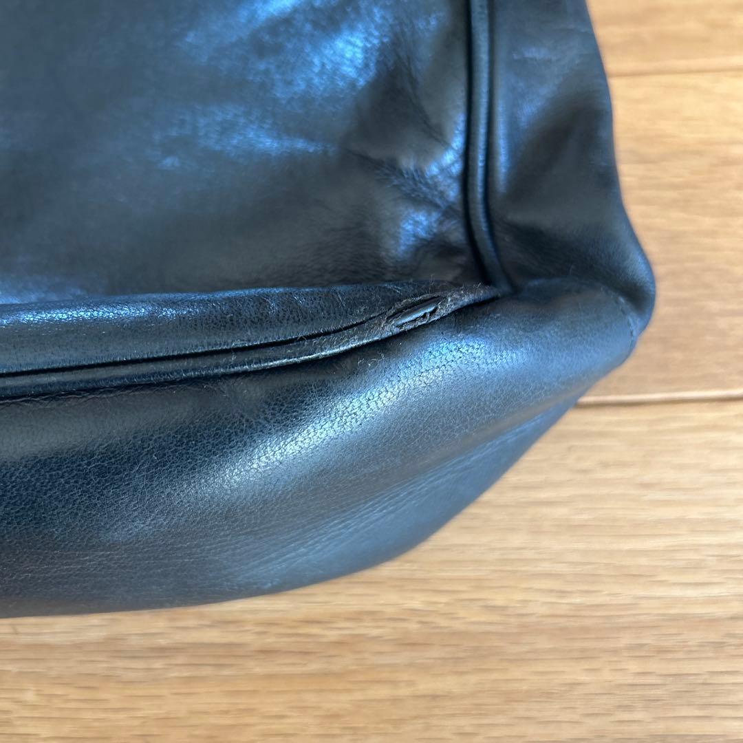 CHANEL 黒 レザー バッグ CCロゴ