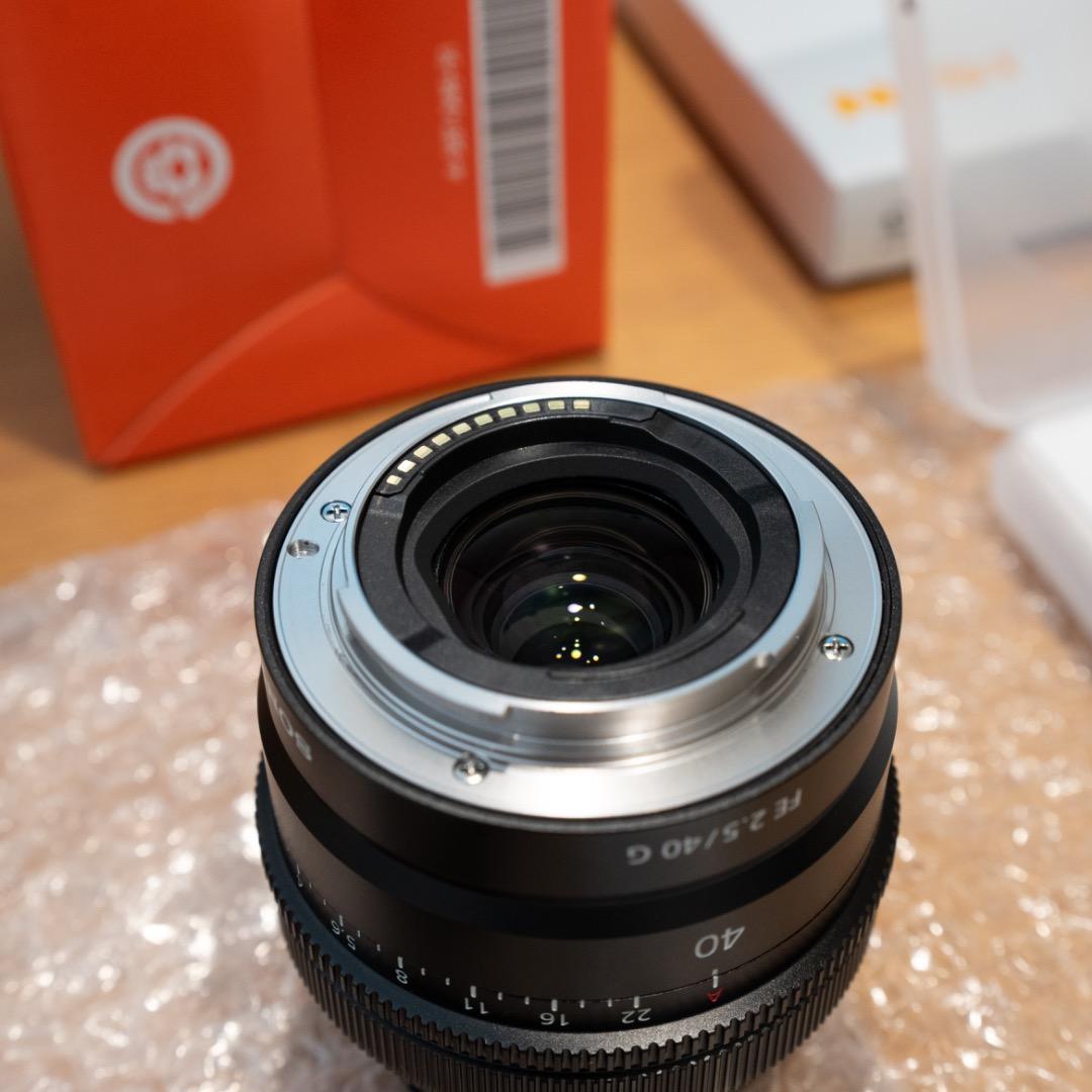 【美品】SONY FE 40mm F2.5 Gレンズフード ブラックミストセット