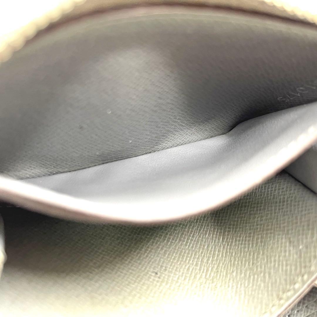 ルイヴィトン 　タイガ　ジッピー　パース　ケース 916