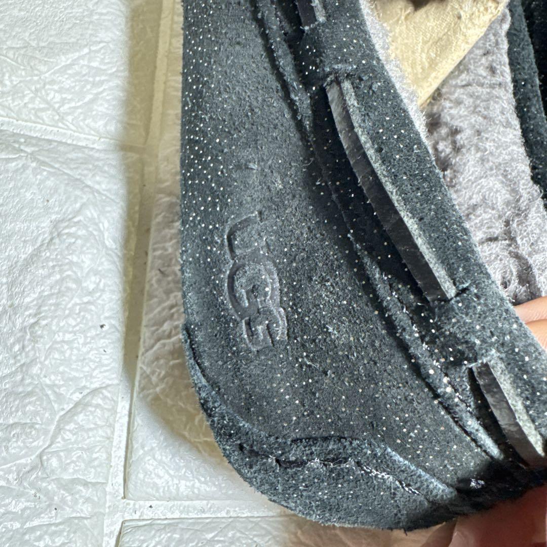 美品★UGG ブラック スエード モカシン ラメ 24cm リボン