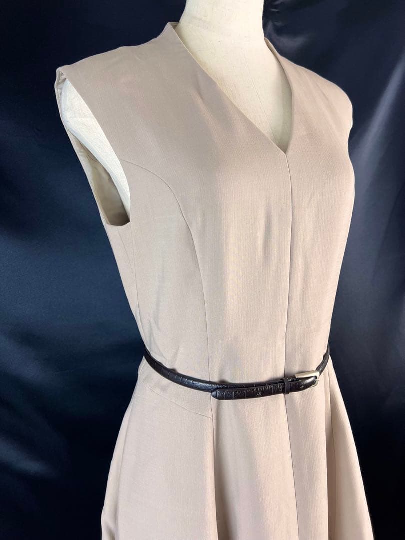 『未使用品』FOXEY フォクシー　ノースリーブ　ワンピース　レザーベルト付き