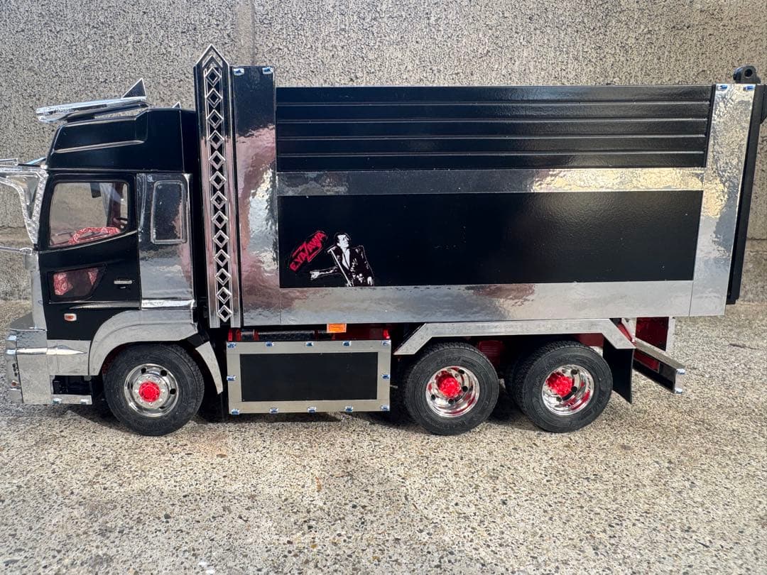 信*郎様 値下げ　アオシマ 1/32 深箱ダンプ改17プロフィア　YAZAWA仕