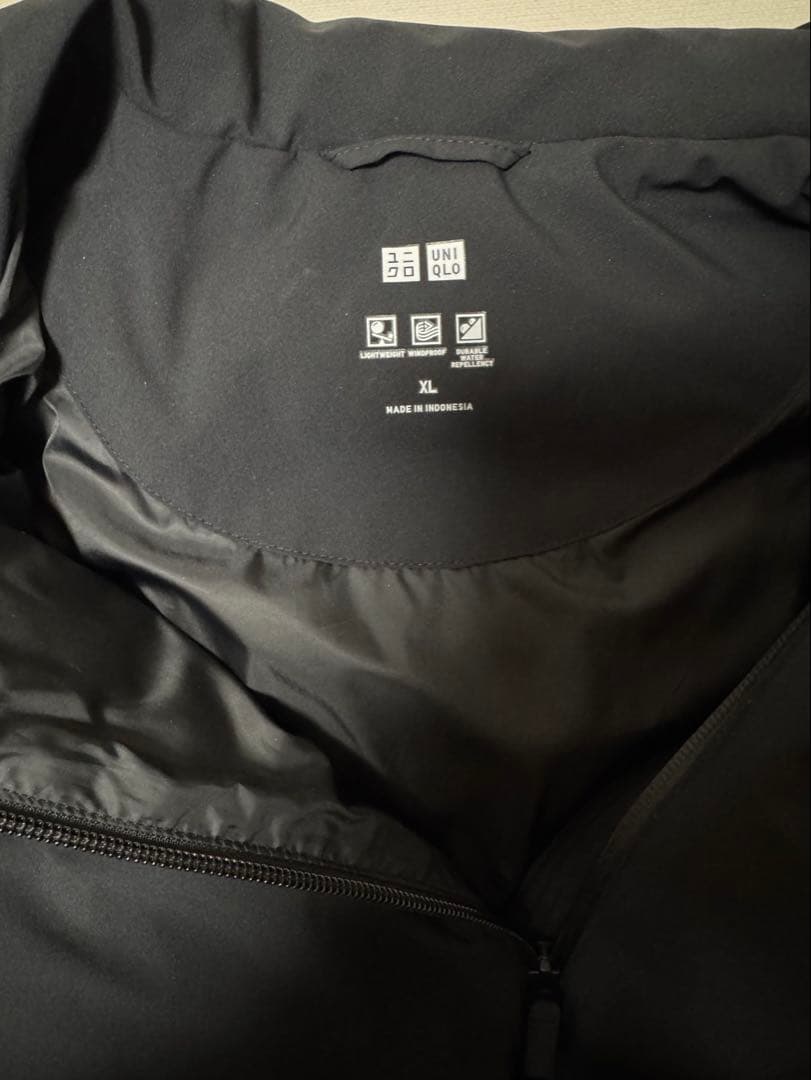 UNIQLO シームレスダウンショートコート　ブラック　美品