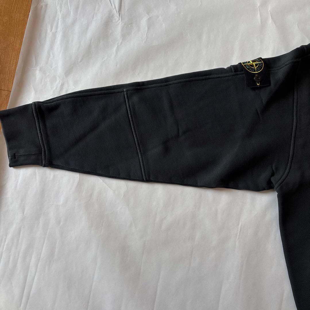 バッジ付 STONE ユーズド加工 ツイル織りスウェットシャツ