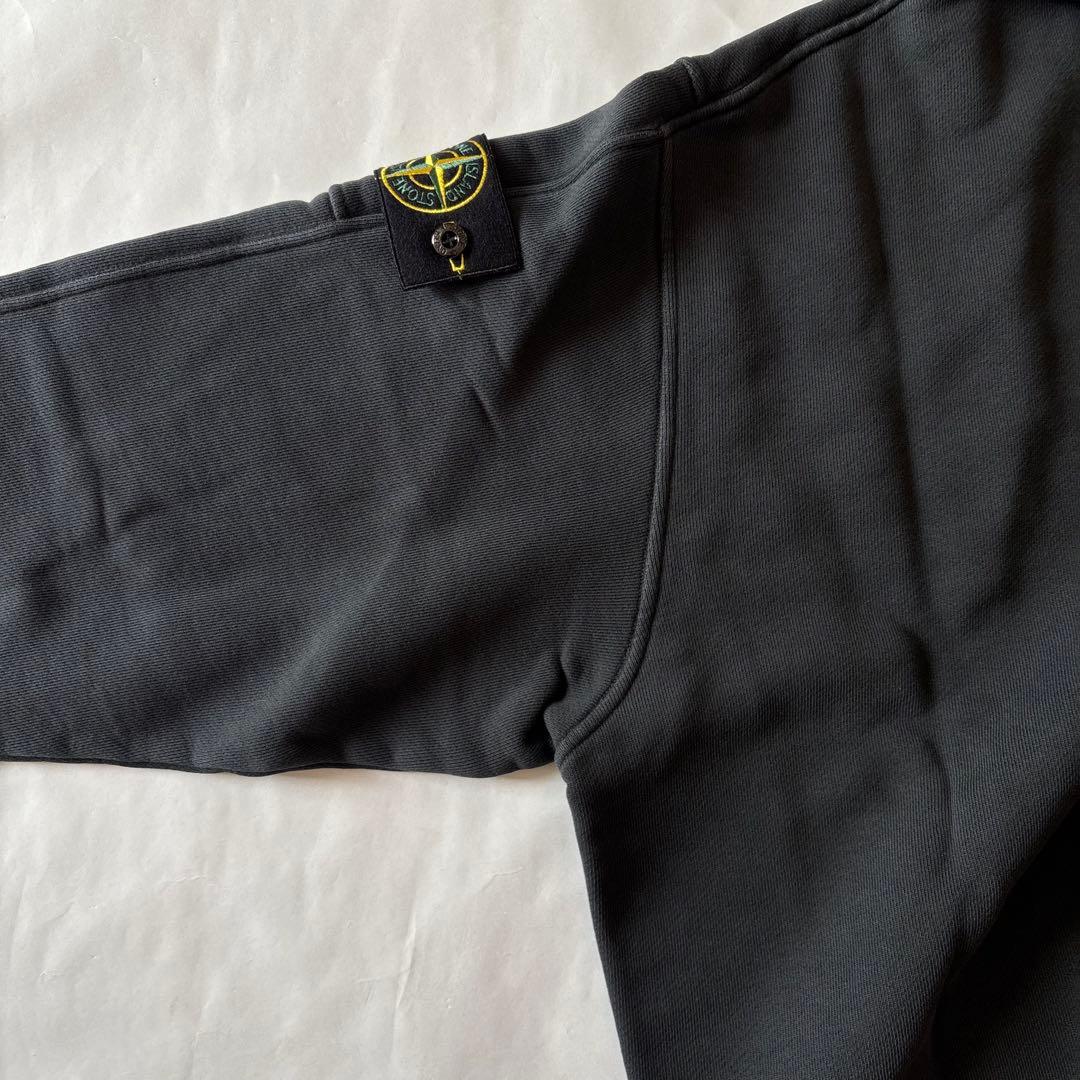 バッジ付 STONE ユーズド加工 ツイル織りスウェットシャツ