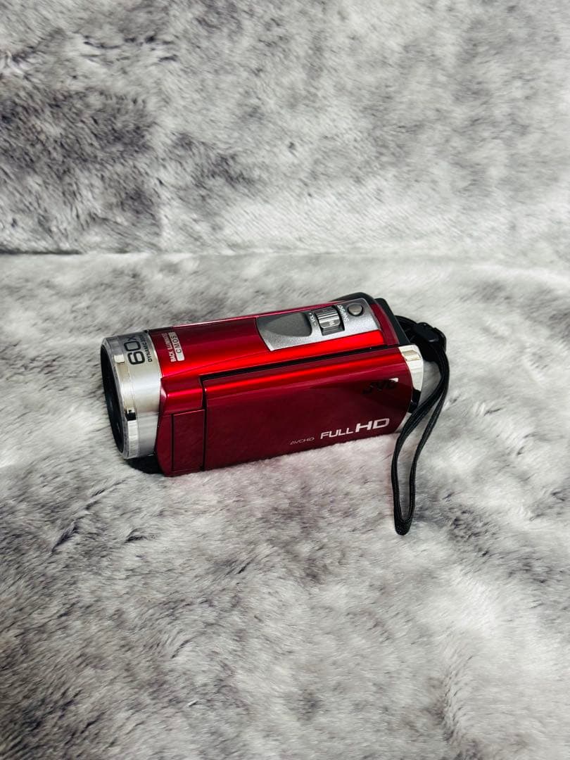 JVC Victor Everio GZ-E780-R ビデオカメラ　2017年