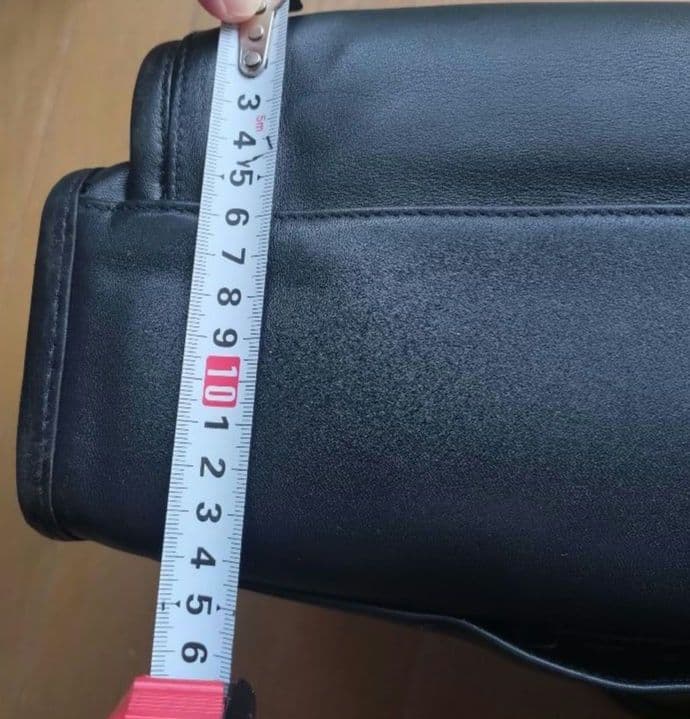 TUMI ブラックレザー　トートバッグ　ビジネスバッグ　本革