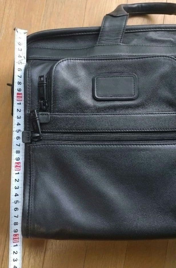TUMI ブラックレザー　トートバッグ　ビジネスバッグ　本革
